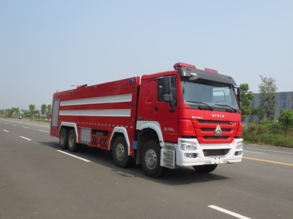 重汽豪沃25噸泡沫消防車(國(guó)五)